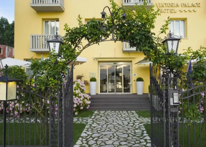 Viktoria Palace Отель