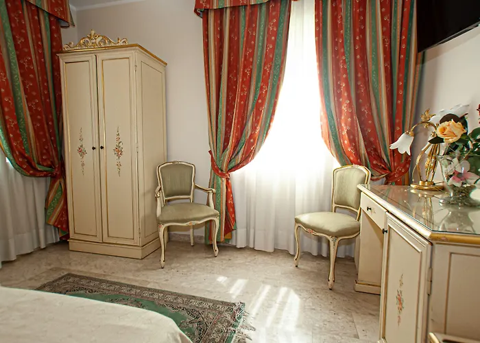 Viktoria Palace Отель Венеция-Лидо