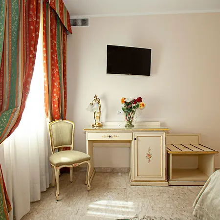 Отель Viktoria Palace Венеция-Лидо