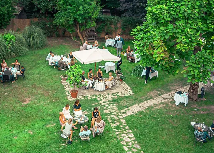 Viktoria Palace Hotel