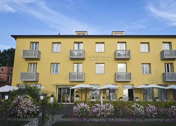 Hotel Viktoria Palace 4*