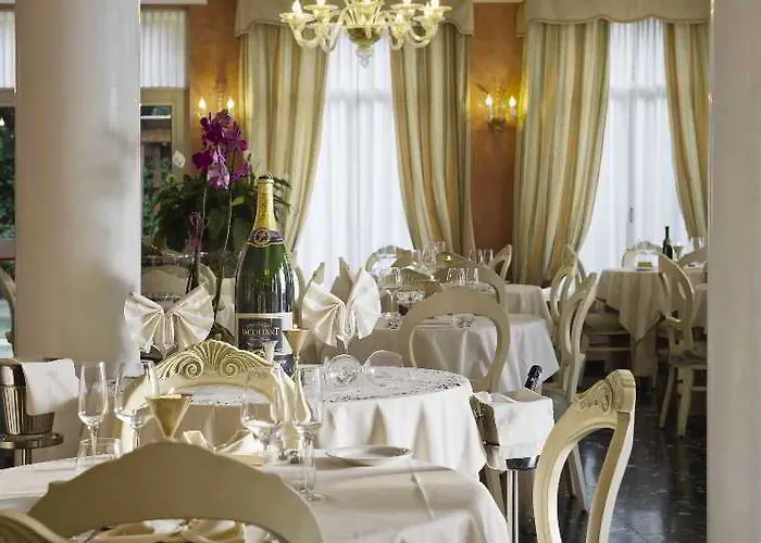 Hotel Viktoria Palace 4*