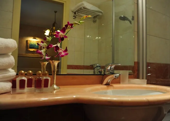 Viktoria Palace Hotel